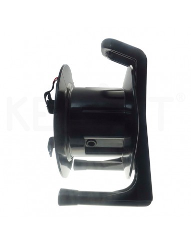 Plastic reel cable winding with outer...